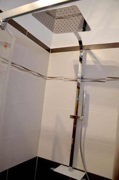 Le Zola - Appartement Troyes Centre Екстериор снимка